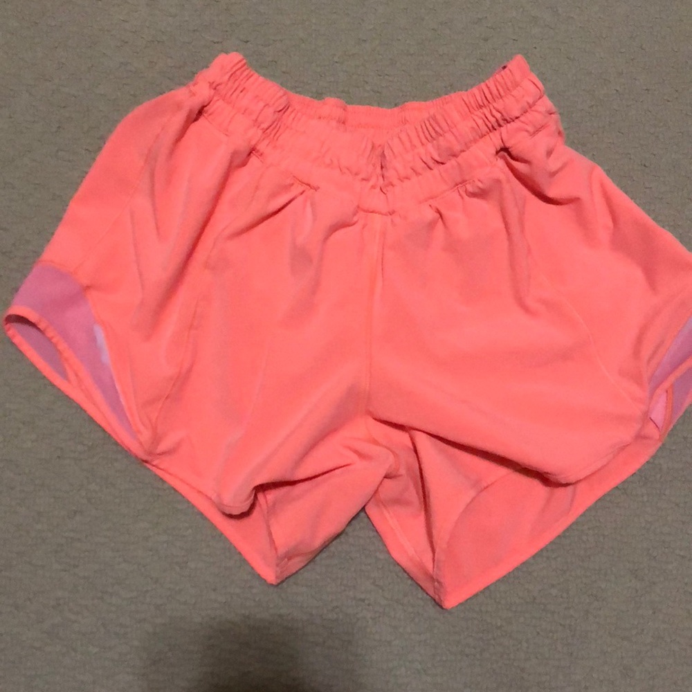 Lululemon Hotty got short- orange/ peach- long 4”